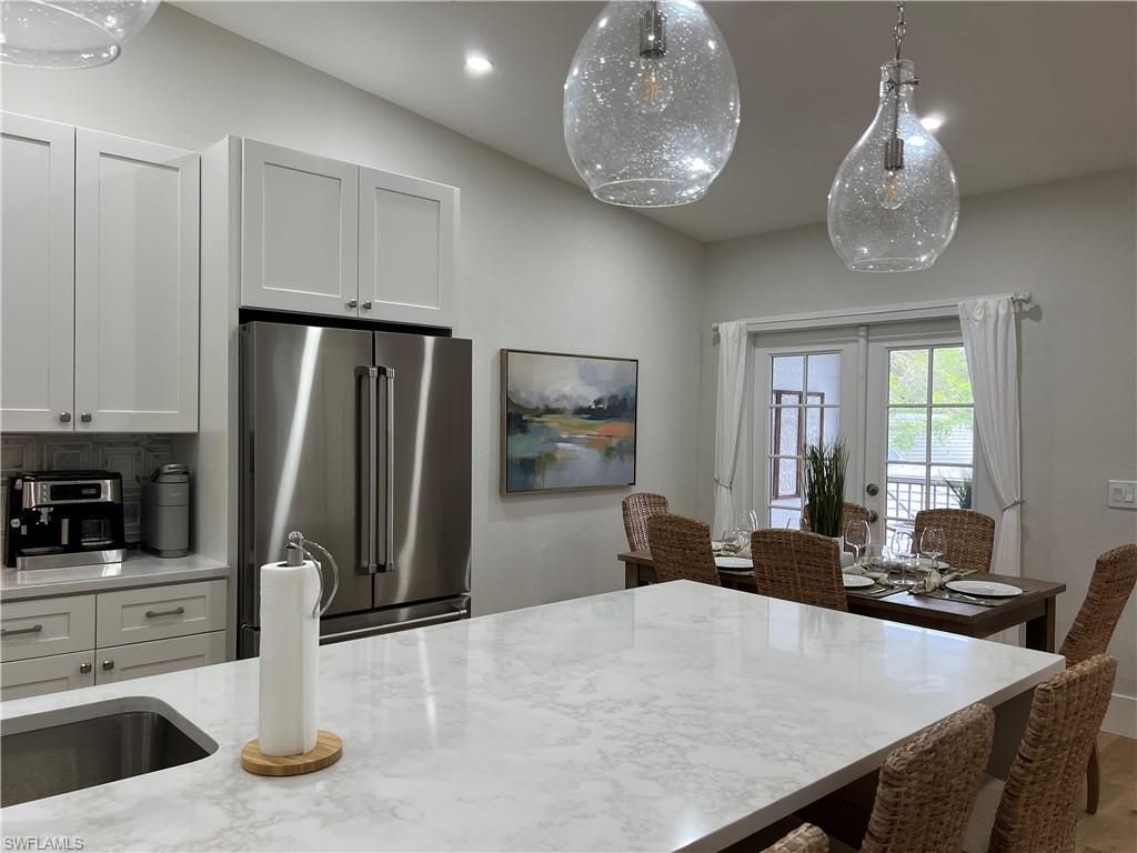 7087 Barrington Cir, Unit 201, Naples, FL 34108 Photo