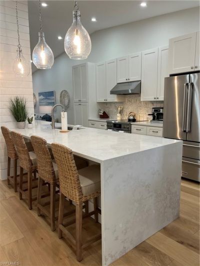 7087 Barrington Cir, Unit 201, Naples, FL 34108 Photo