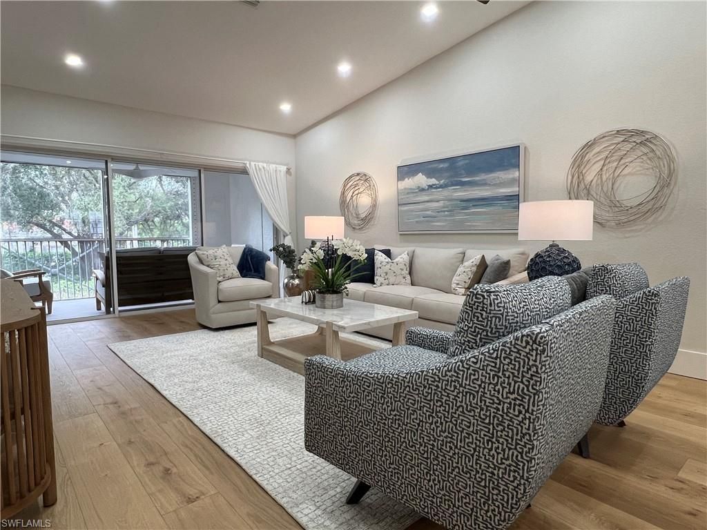 7087 Barrington Cir, Unit 201, Naples, FL 34108 Photo