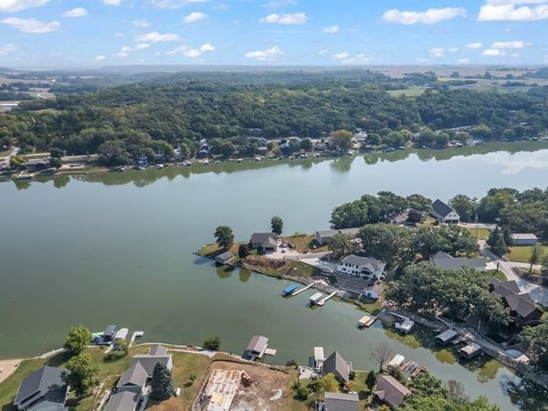 8111A Oak Ridge Drive, Dexter, IA 50070