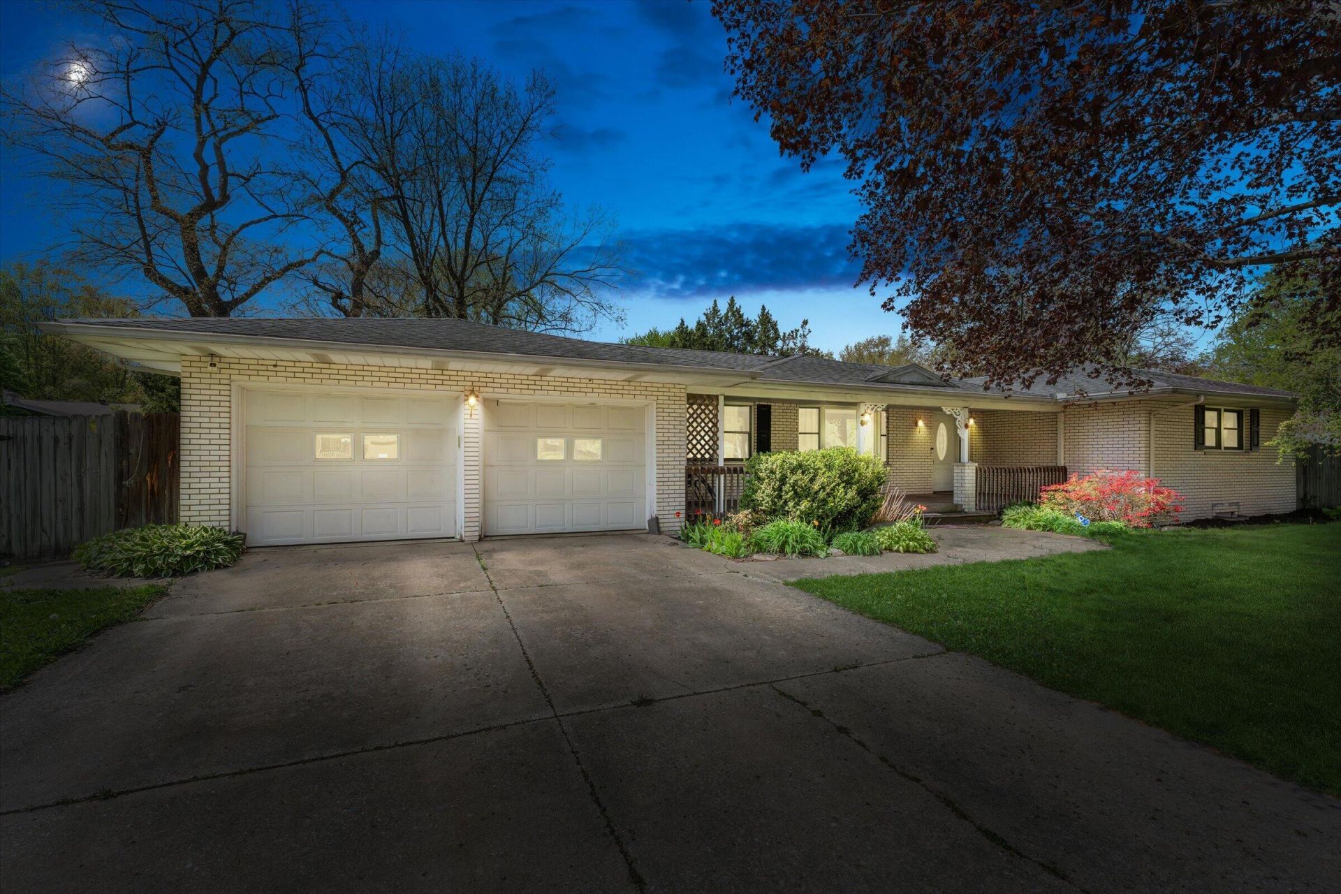 1114 Miami Road, Niles, MI 49120 Main Photo