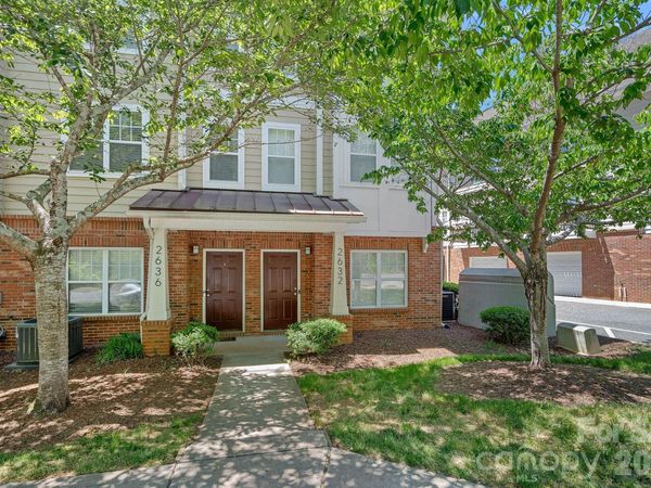2632 Weddington Avenue , Charlotte, NC 28204