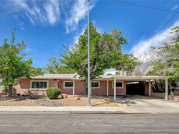 3239 Bluebird Street, Las Vegas, NV 89121