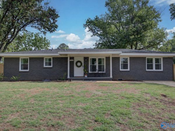 4110 Mcclain Lane NW, Huntsville, AL 35810