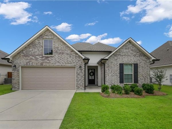 11537 WOODBLUFF Drive , Unit Woodb, Covington, LA 70433