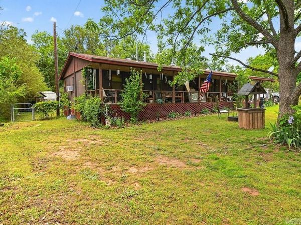 581 Pinewood Road, Clinton, AR 72031