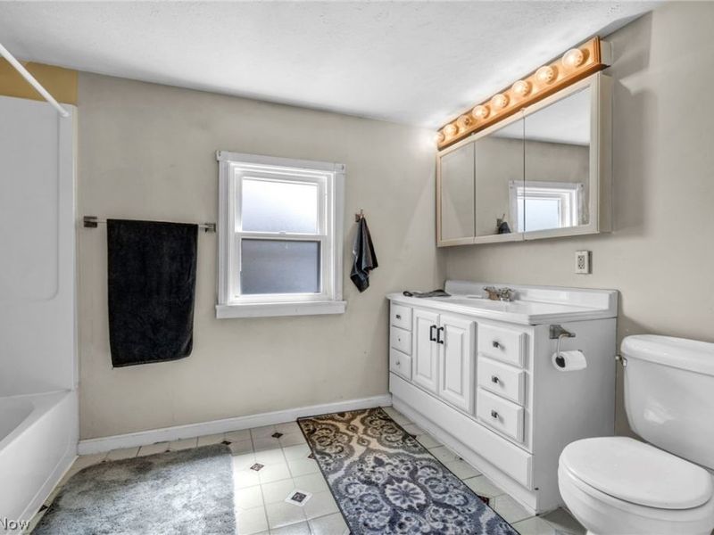 2027 Tampa Avenue, Cleveland, OH 44109 Photo 26