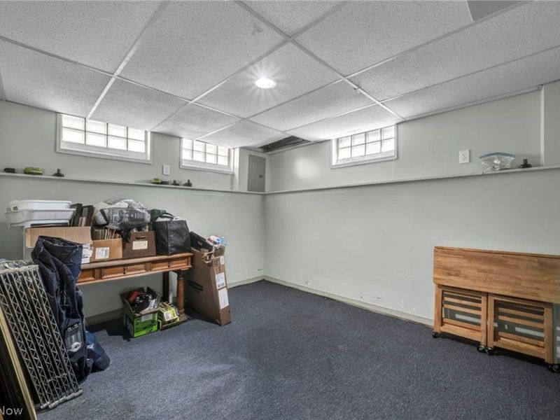 2027 Tampa Avenue, Cleveland, OH 44109 Photo 32