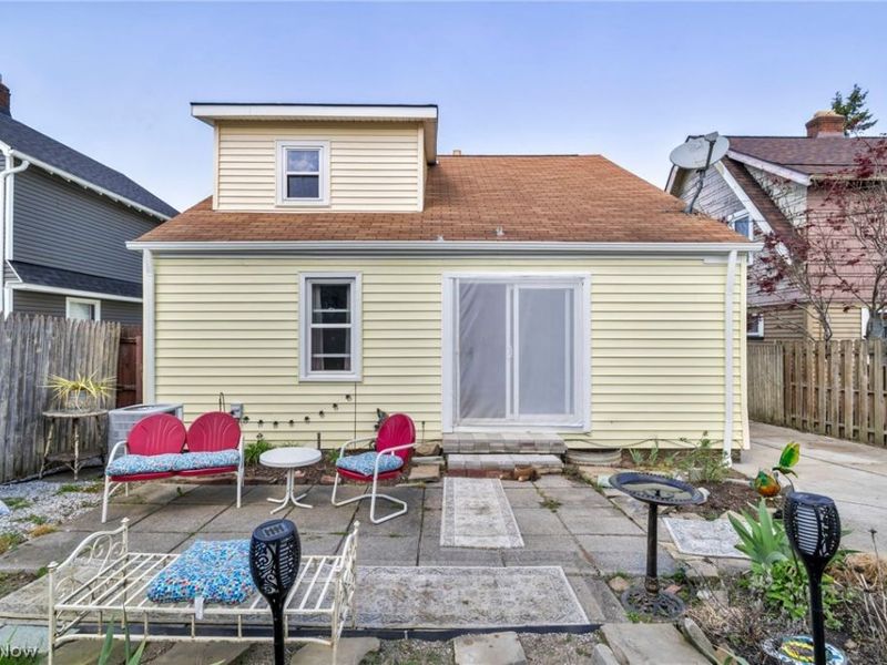 2027 Tampa Avenue, Cleveland, OH 44109 Photo 34