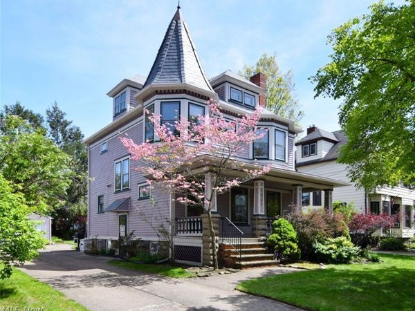 1257 Giel Avenue , Lakewood, OH 44107