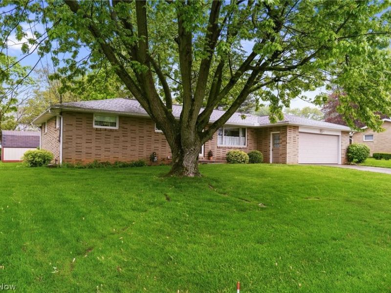 462 Ford Street NW, Massillon, OH 44647 Photo 3