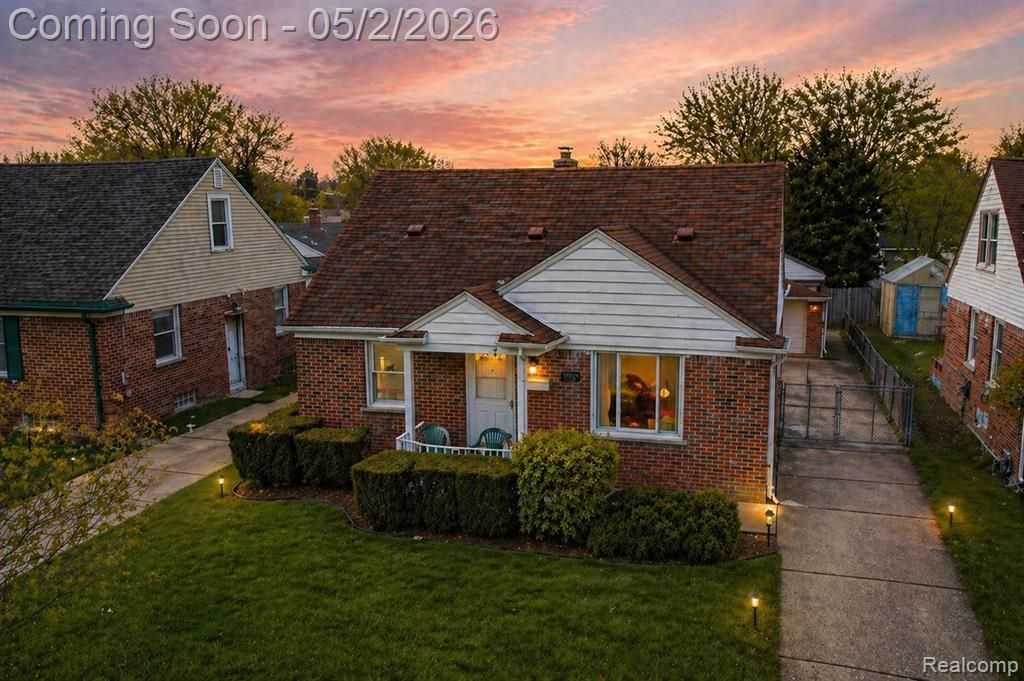 33629 Forest Street, Wayne, MI 48184 Main Photo