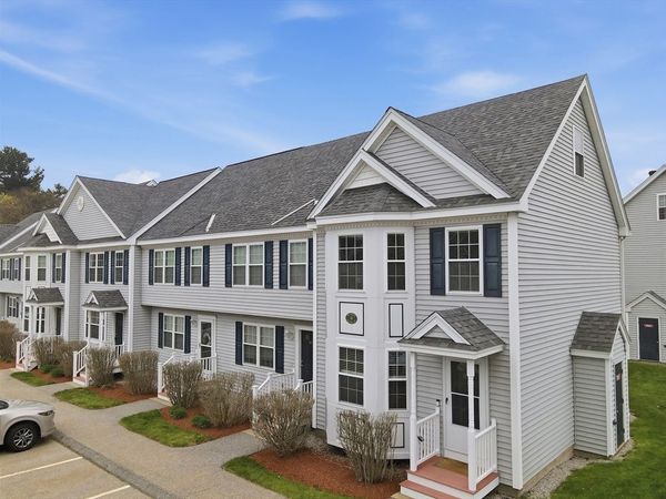 10 Merrimac Way, Unit H, Tyngsborough, MA 01879