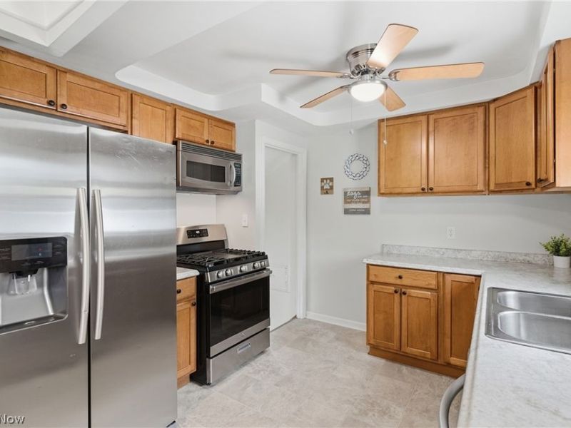 5175 Cheltenham Boulevard, Lyndhurst, OH 44124 Photo 8