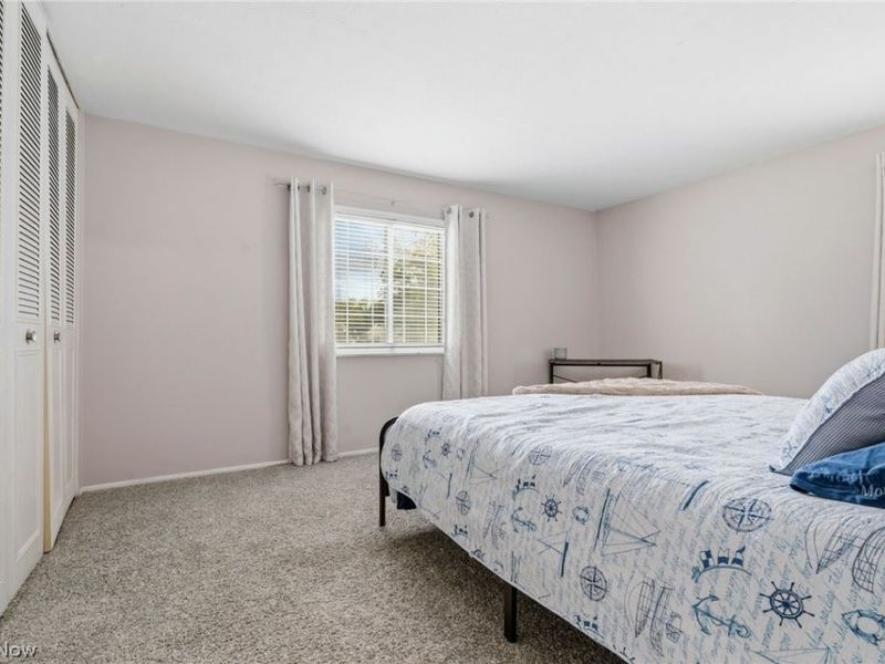 29575 Dorchester Drive, North Olmsted, OH 44070 Photo 22