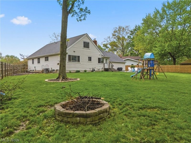 29575 Dorchester Drive, North Olmsted, OH 44070 Photo 42