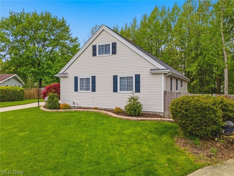 29575 Dorchester Drive, North Olmsted, OH 44070 Photo 5