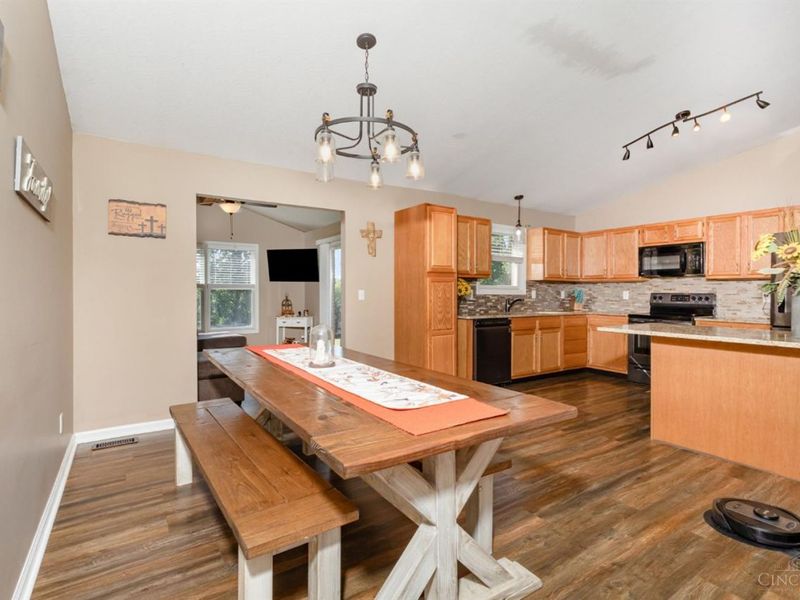 3595 Riggs Road, Reily Twp, OH 45056 Photo 6