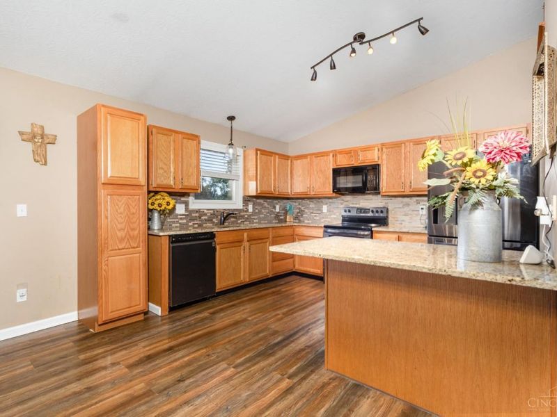 3595 Riggs Road, Reily Twp, OH 45056 Photo 8