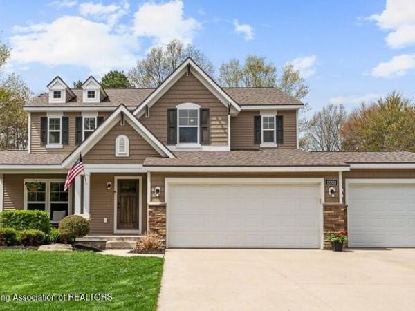 12831 Pine Glen Drive, Grand Haven, MI 49417