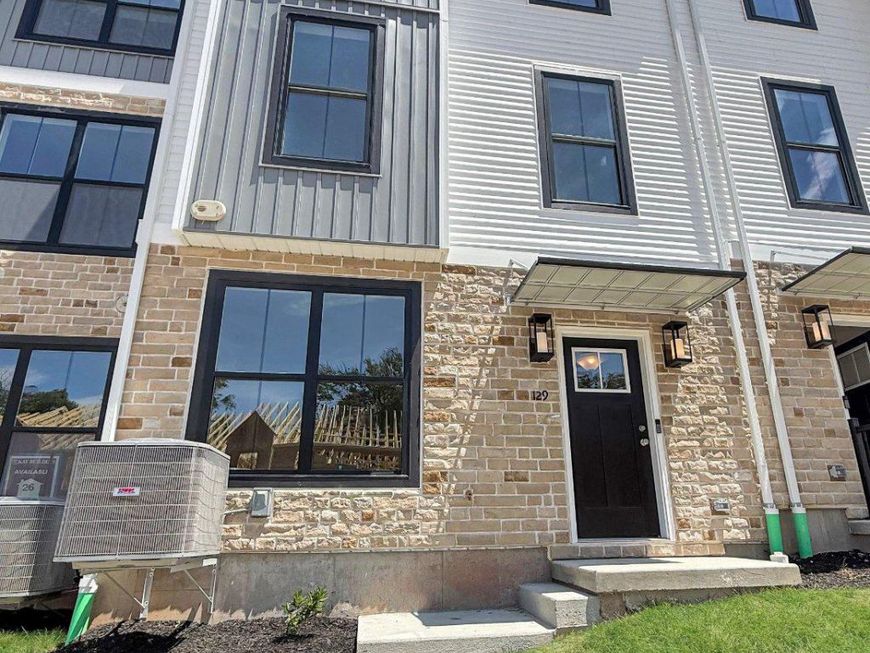 129 Cobblestone Drive, Unit JW 4-25, Harleysville, PA 19438 Main Photo