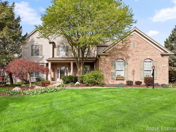 7423 Old Lantern Drive SE, Caledonia, MI 49316