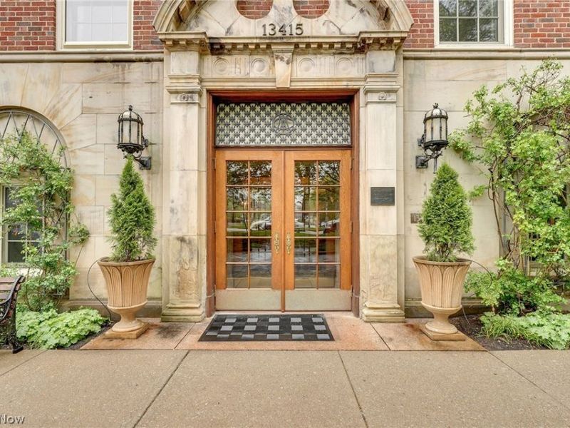 13415 Shaker Boulevard, Unit 11H4, Cleveland, OH 44120 Photo 1