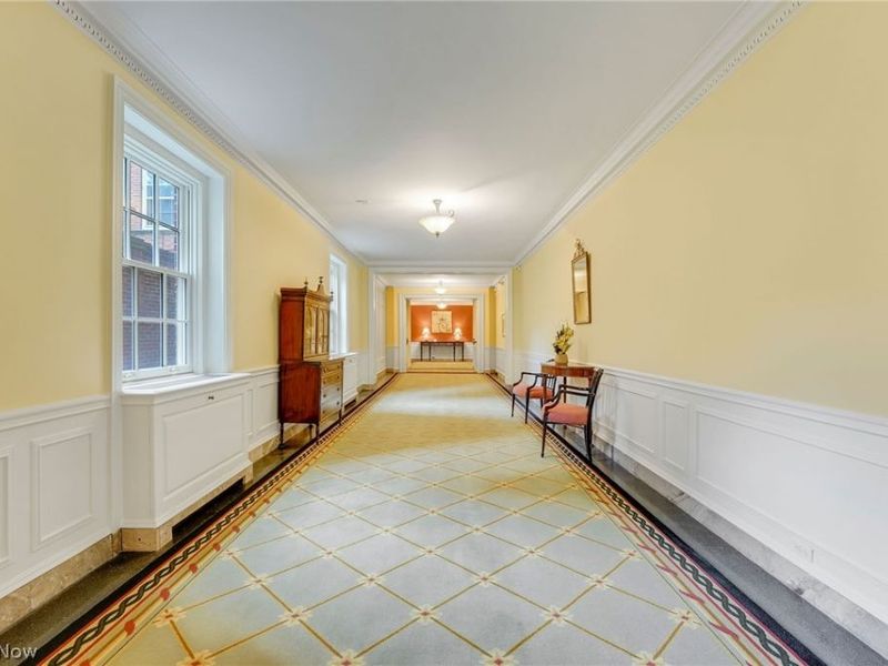 13415 Shaker Boulevard, Unit 11H4, Cleveland, OH 44120 Photo 31