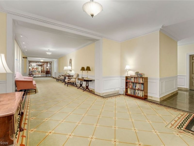 13415 Shaker Boulevard, Unit 11H4, Cleveland, OH 44120 Photo 34