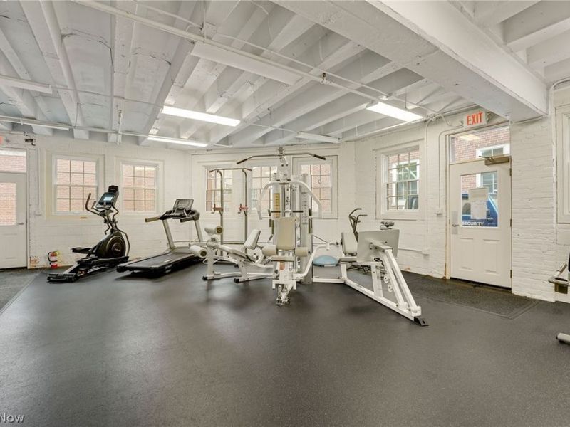 13415 Shaker Boulevard, Unit 11H4, Cleveland, OH 44120 Photo 40
