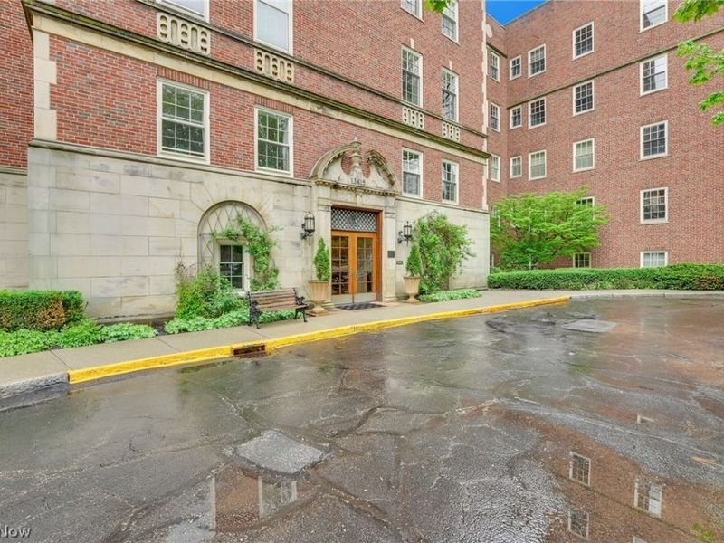 13415 Shaker Boulevard, Unit 11H4, Cleveland, OH 44120 Photo 42