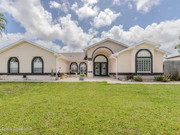 181 Hurtig Avenue NW, Palm Bay, FL 32907