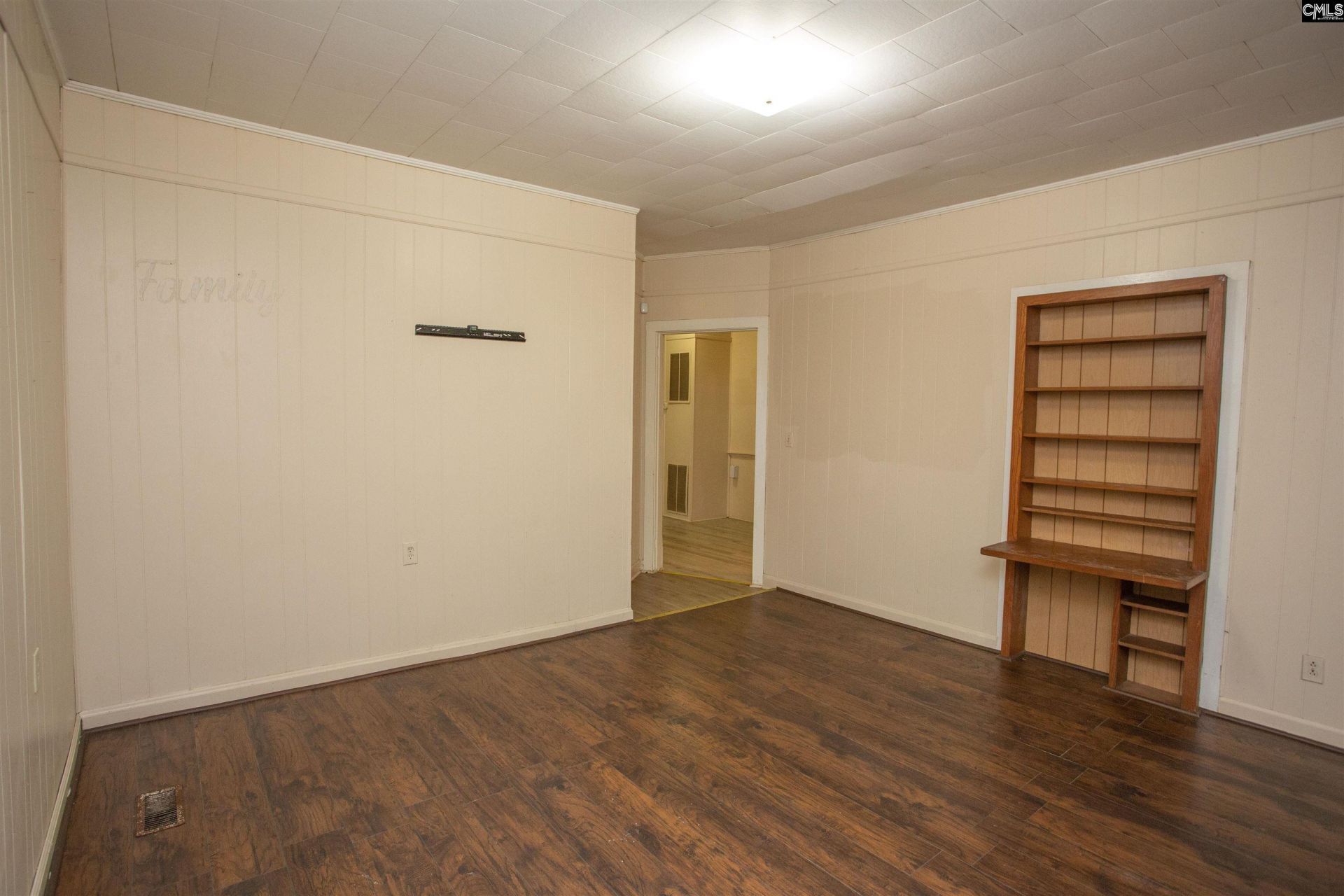 207 N Lee Street  Photo 19