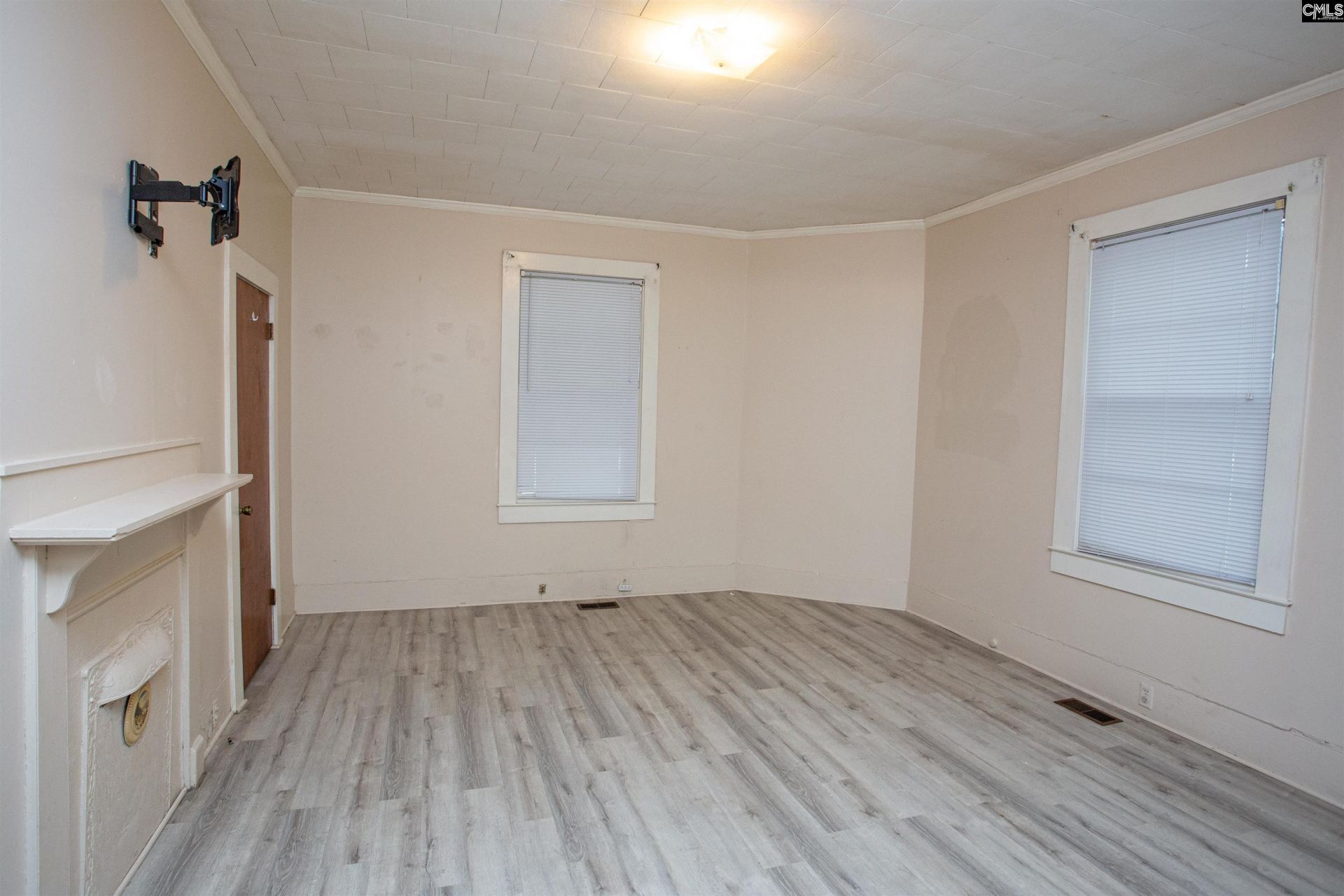 207 N Lee Street  Photo 27