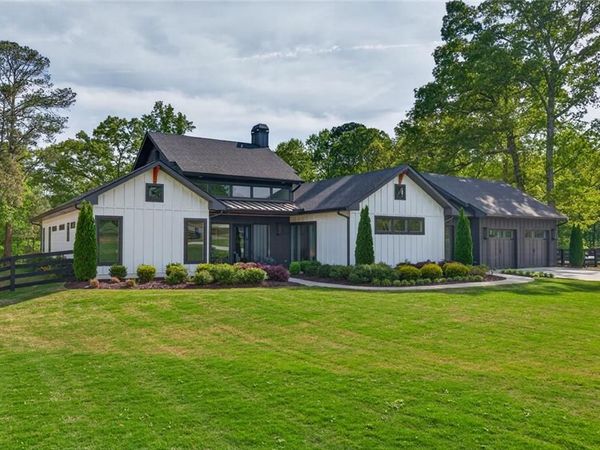 598 Roper Road , Canton, GA 30115