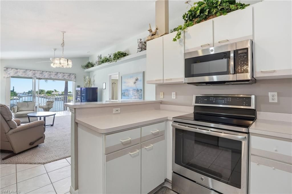 3603 SE 10th Ave, Unit 203, Cape Coral, FL 33904 Photo