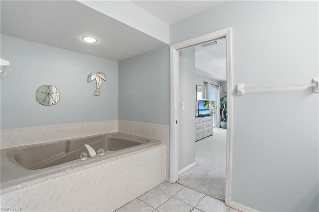 3603 SE 10th Ave, Unit 203, Cape Coral, FL 33904 Photo