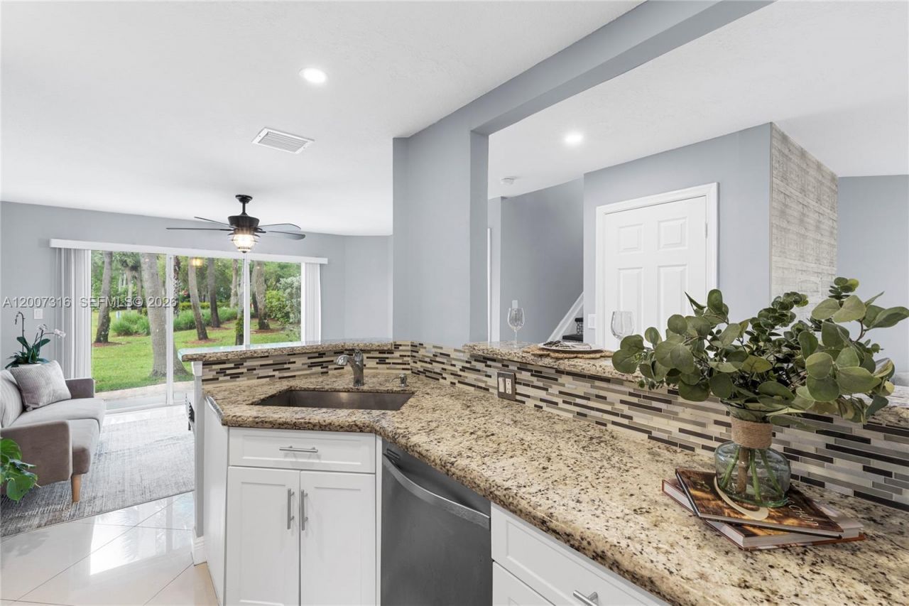 17086 NW 22nd St , Pembroke Pines, FL 33028 Photo