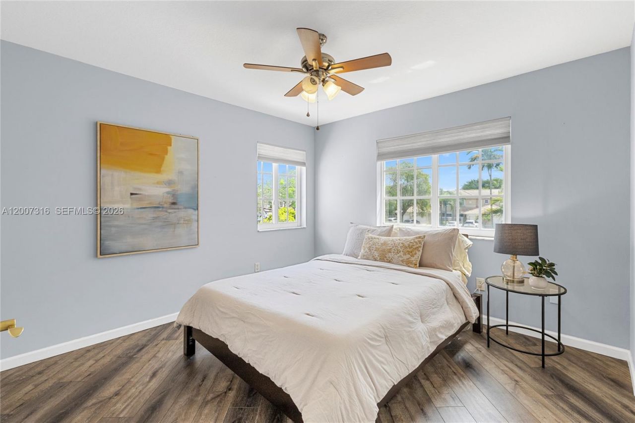 17086 NW 22nd St , Pembroke Pines, FL 33028 Photo