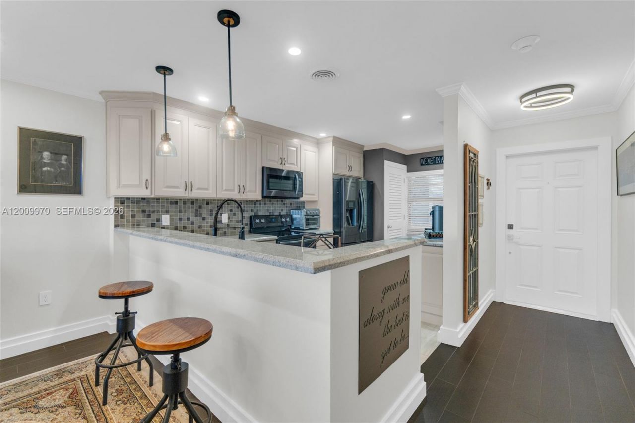 3100 NE 48th St , Unit PH6, Fort Lauderdale, FL 33308 Photo
