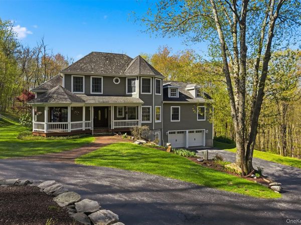 17 Skyview Lane , Mahopac, NY 10541