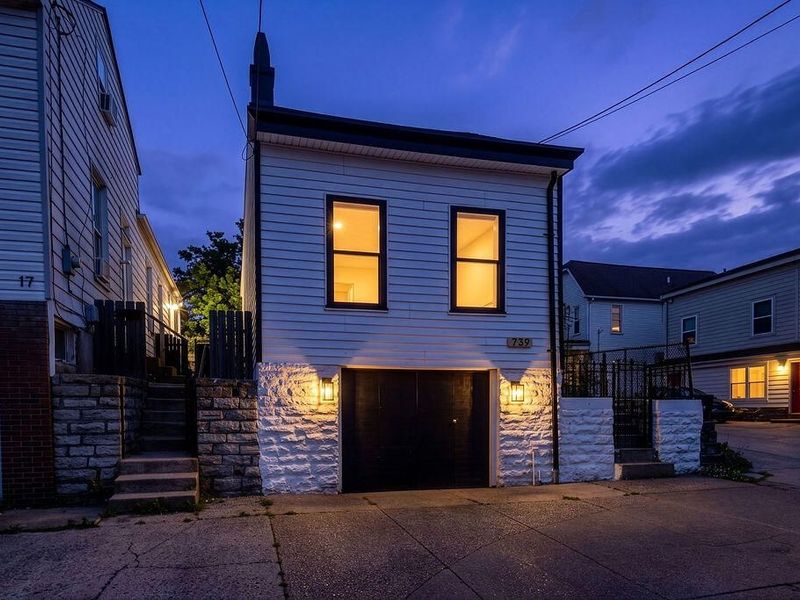 739 Isabella Street, Newport, KY 41071 Photo 2