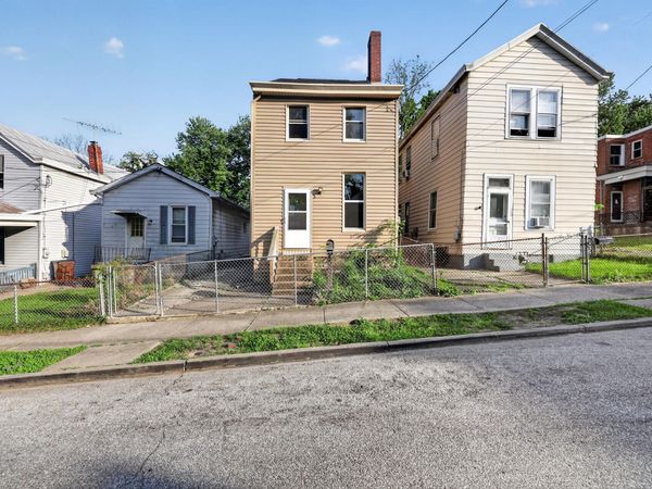 621 W Watkins Street, Covington, KY 41011