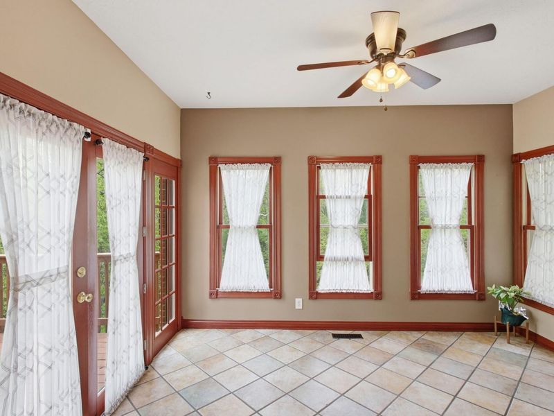 4185 Stone Bridge Drive, Springfield, OH 45504 Photo 16