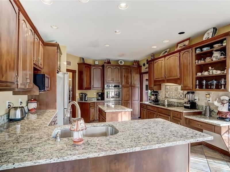 4185 Stone Bridge Drive, Springfield, OH 45504 Photo 18