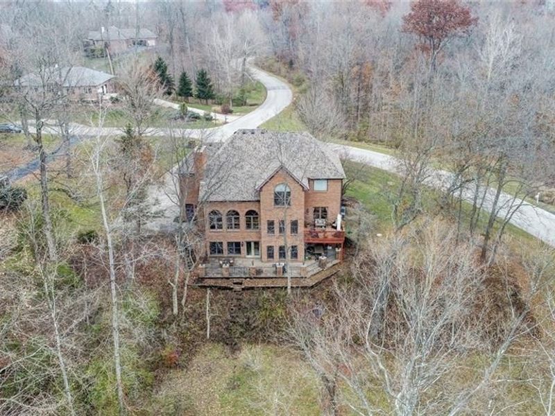 4185 Stone Bridge Drive, Springfield, OH 45504 Photo 4