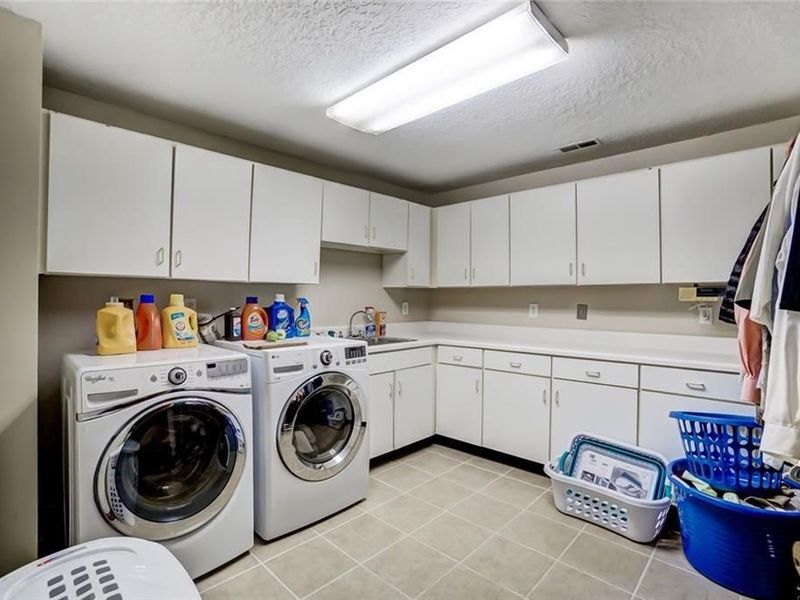 4185 Stone Bridge Drive, Springfield, OH 45504 Photo 59