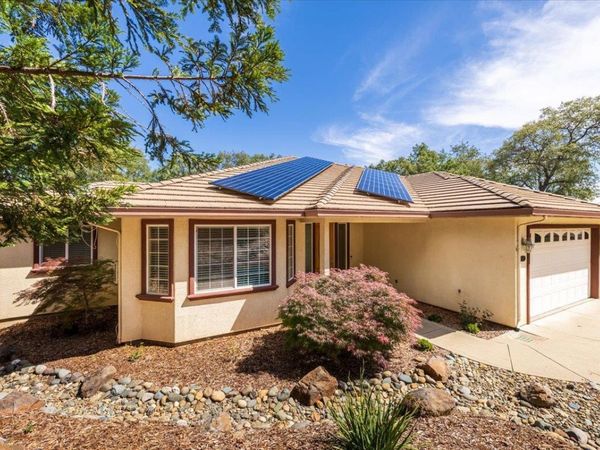3184 Chasen Dr, Cameron Park, CA 95682