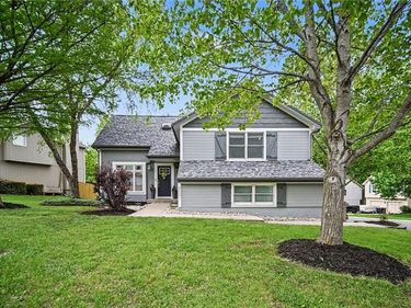 8501 N McDonald Avenue, Kansas City, MO 64153