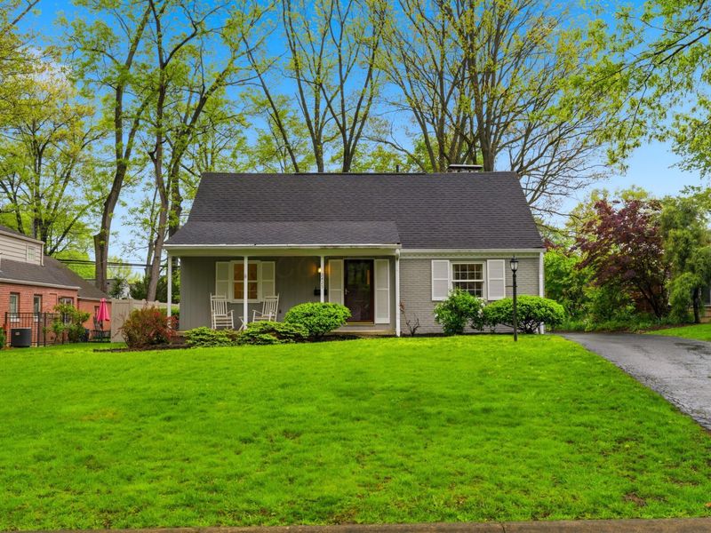 2425 Dorset Road , Upper Arlington, OH 43221 Photo 4